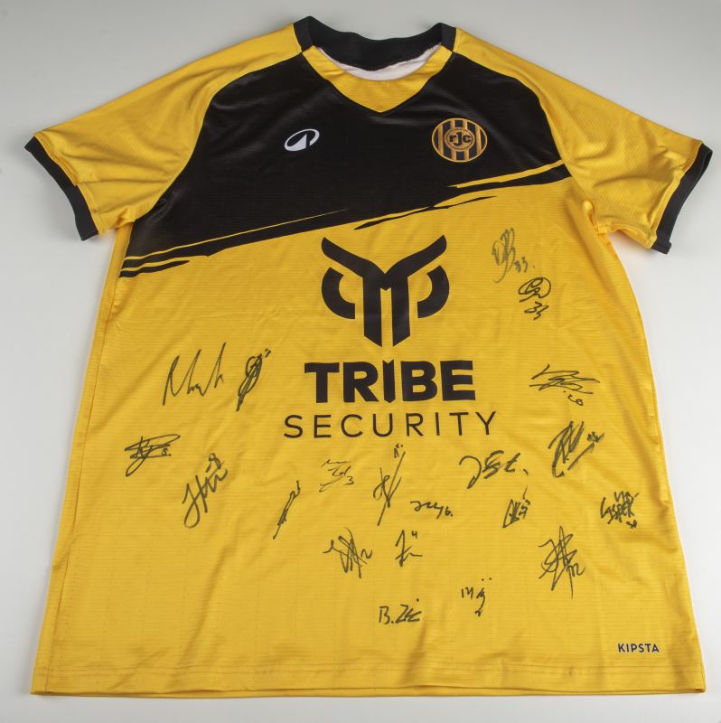 Koempelhart in Stof Gevangen – Gesigneerd Roda JC Shirt