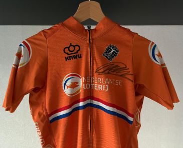Gesigneerd shirt van Mathieu van der Poel – Wereldkampioen Veldrijden